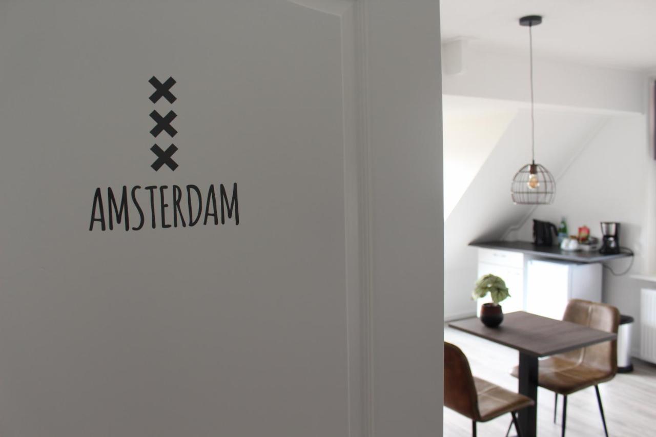 Slapen Bij De Buurvrouw Bed & Breakfast กัสตรีกุม ภายนอก รูปภาพ